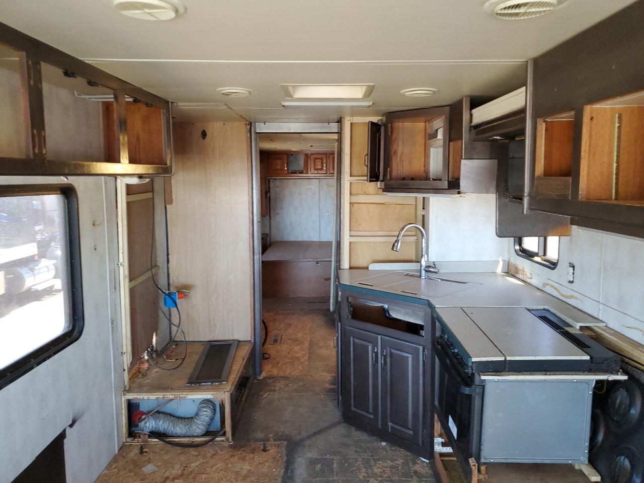 Freightliner Chassis X X Line Motor Home Image 7