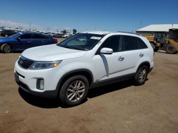  Salvage Kia Sorento