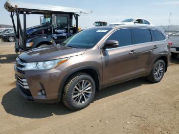  Salvage Toyota Highlander