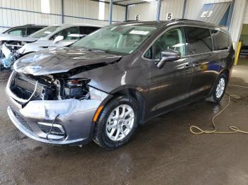  Salvage Chrysler Pacifica