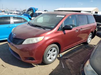  Salvage Toyota Sienna