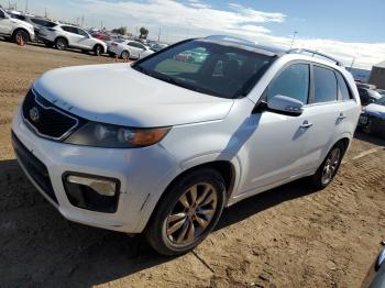  Salvage Kia Sorento