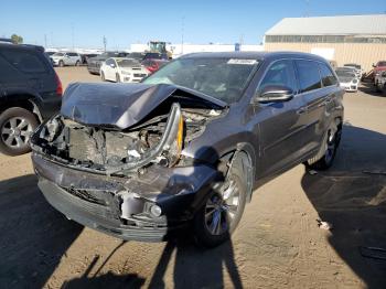  Salvage Toyota Highlander