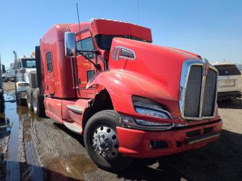  Salvage Kenworth Constructi