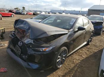  Salvage Mazda 3