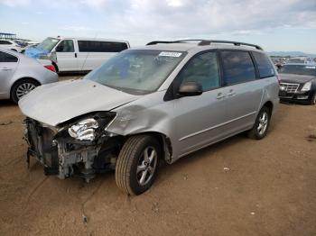  Salvage Toyota Sienna