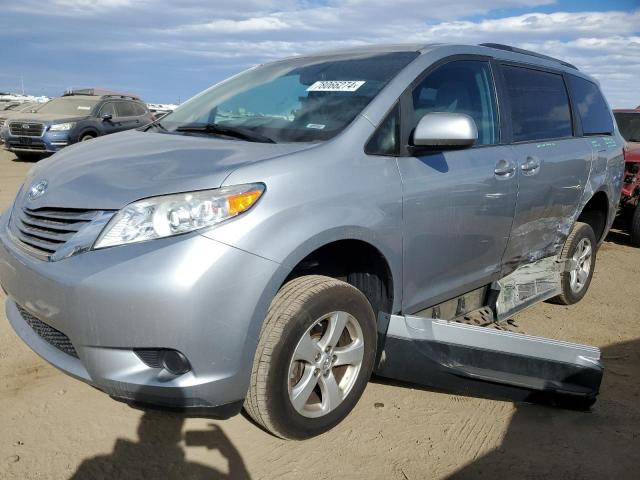  Salvage Toyota Sienna