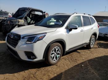  Salvage Subaru Forester