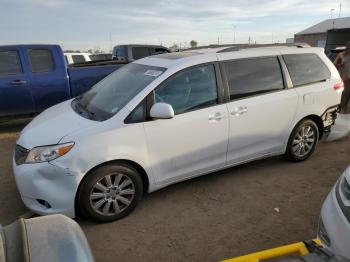  Salvage Toyota Sienna