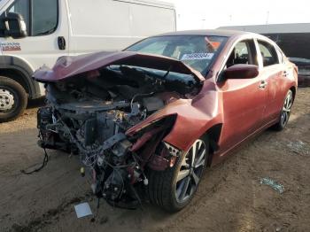  Salvage Nissan Altima