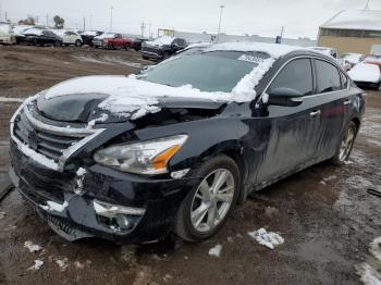  Salvage Nissan Altima