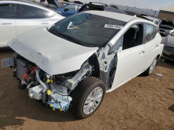  Salvage Nissan LEAF