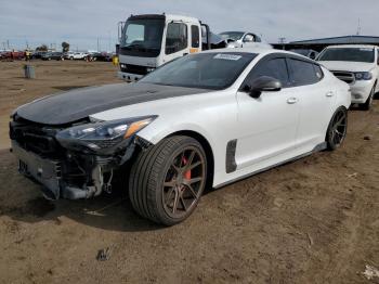  Salvage Kia Stinger