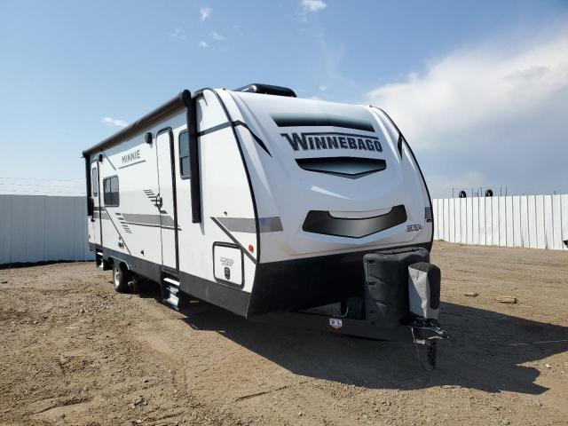  Salvage Winnebago Minnie