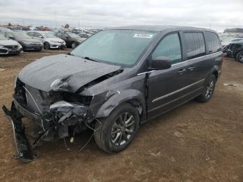  Salvage Chrysler Minivan