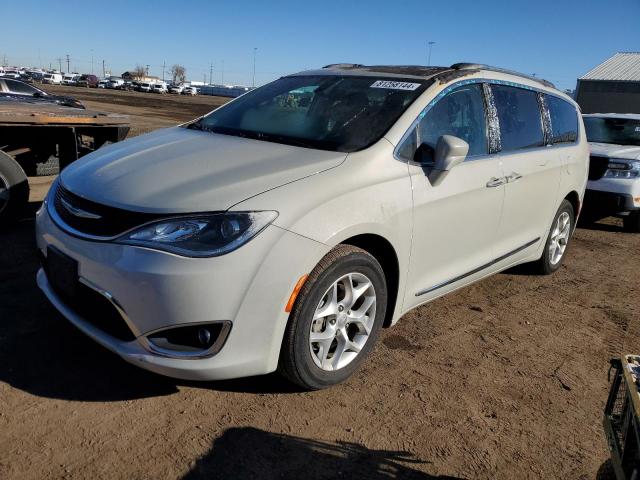  Salvage Chrysler Pacifica