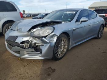  Salvage Porsche Panamera