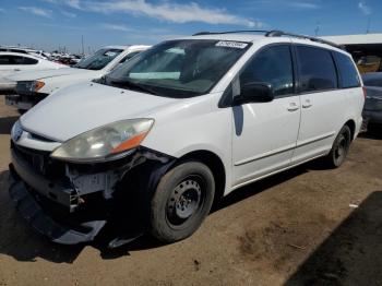  Salvage Toyota Sienna