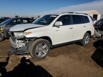  Salvage Toyota Highlander