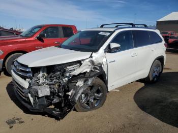  Salvage Toyota Highlander