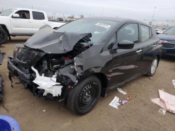  Salvage Nissan LEAF