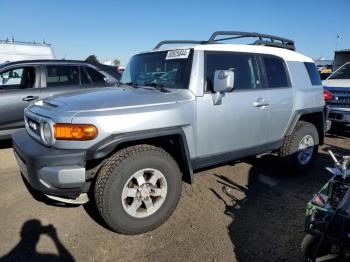  Salvage Toyota FJ Cruiser