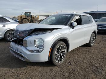  Salvage Mitsubishi Outlander