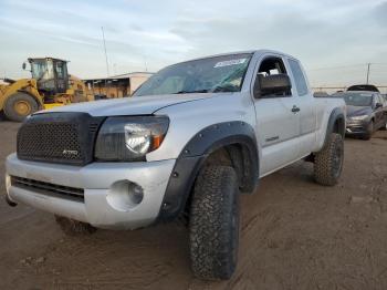  Salvage Toyota Tacoma