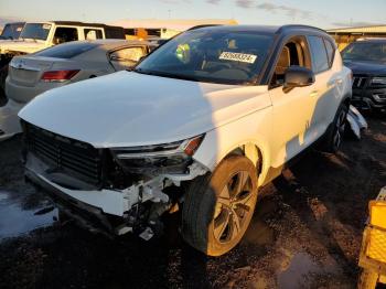  Salvage Volvo XC40