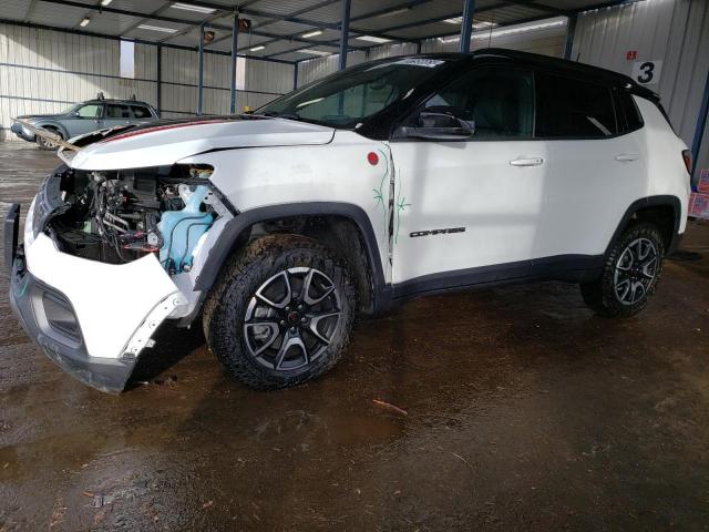  Salvage Jeep Compass