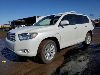  Salvage Toyota Highlander