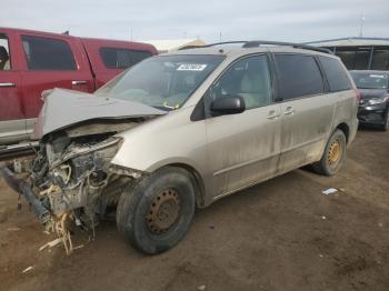  Salvage Toyota Sienna