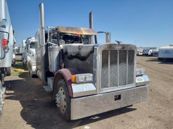  Salvage Peterbilt 379