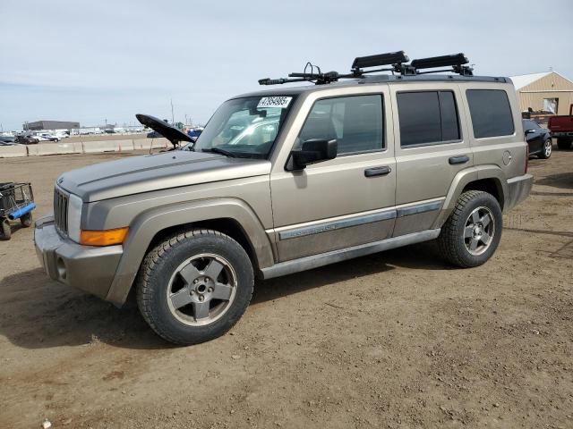  Salvage Jeep Commander