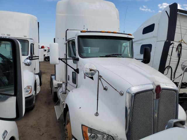  Salvage Kenworth T660