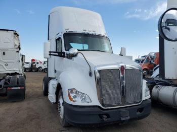  Salvage Kenworth T680