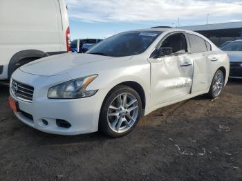  Salvage Nissan Maxima