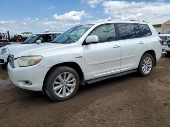  Salvage Toyota Highlander
