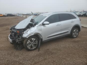 Salvage Kia Niro