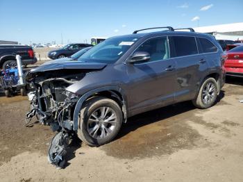  Salvage Toyota Highlander