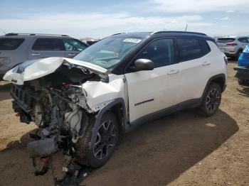  Salvage Jeep Compass