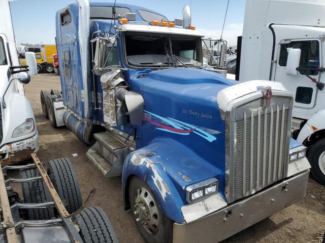 Salvage Kenworth W900