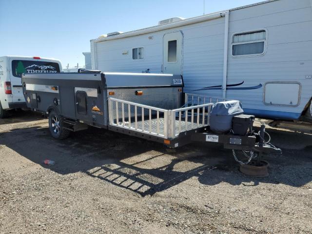  Salvage Coln Trailer