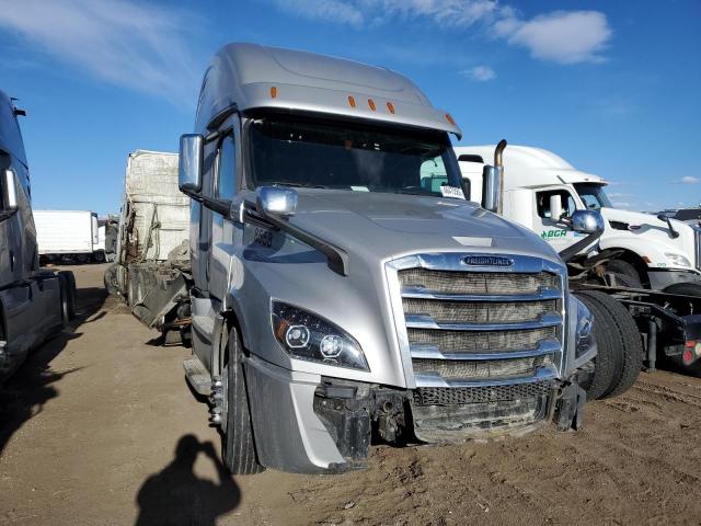  Salvage Freightliner Cascadia