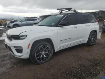  Salvage Jeep Grand Cherokee
