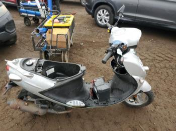 Salvage Genuine Scooter Co. Scooter