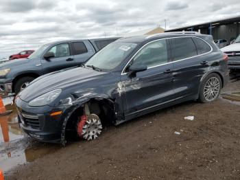  Salvage Porsche Cayenne