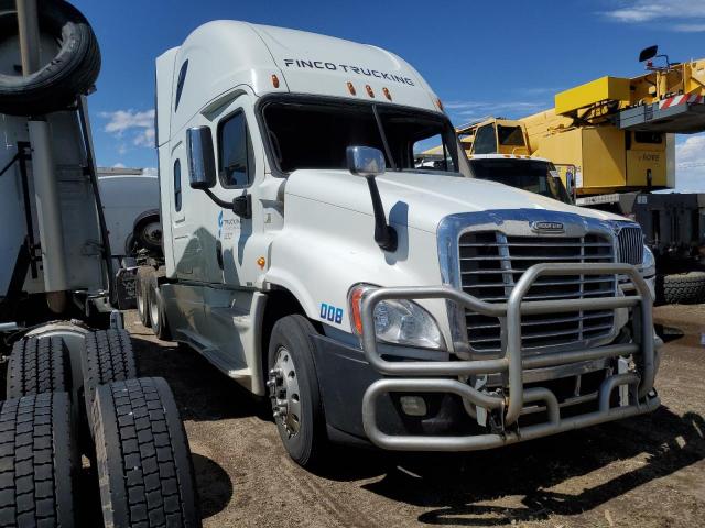  Salvage Freightliner Cascadia 1