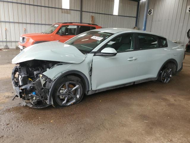  Salvage Kia K4 Lx