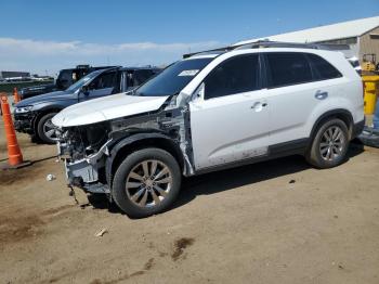  Salvage Kia Sorento